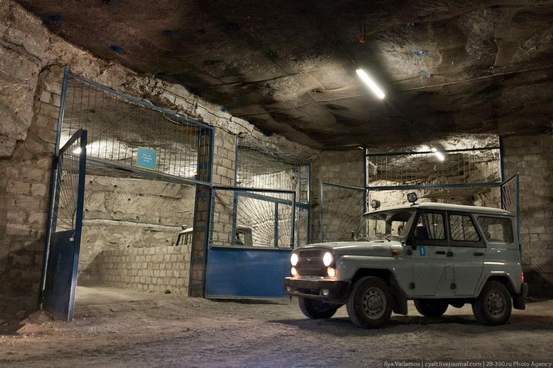Illustration for article titled Former Soviet Mines Are Like Artificially Constructed Pits Of Hell
